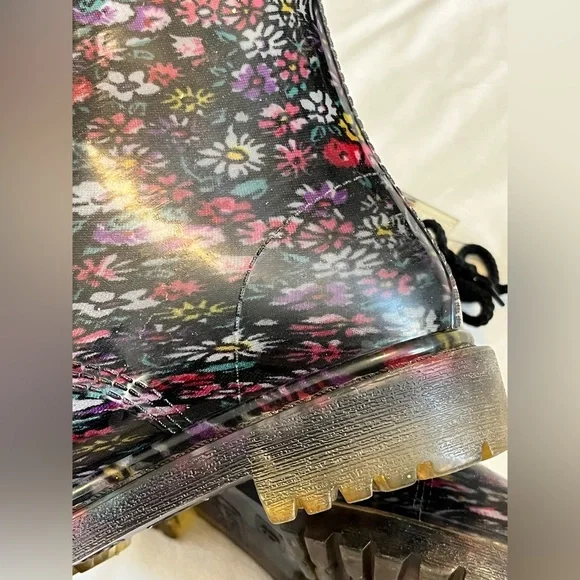 Dirty Laundry Roadie Floral Rubber Rain Combat Lace Up Boots Women’s Size 9 - Picture 13 of 16